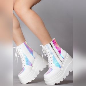 Cape Robbin White Holographic Ankle Platform Boots Size 10